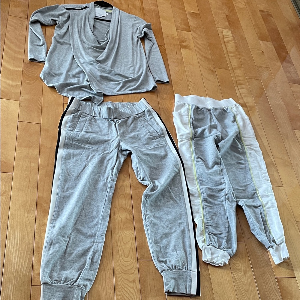 M    Chill with Gray and White Women's Jogger Set